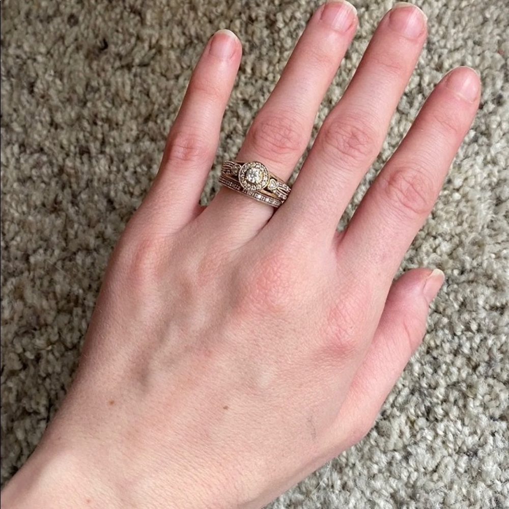 Wedding Ring Set - Picture 2 of 5